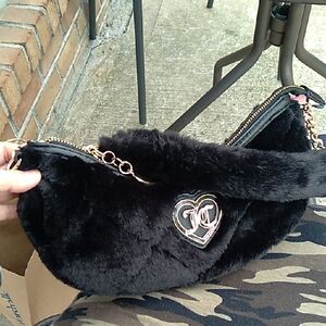 Black Faux Fur Heart Logo Shoulder Bag Juicy Couture 2025